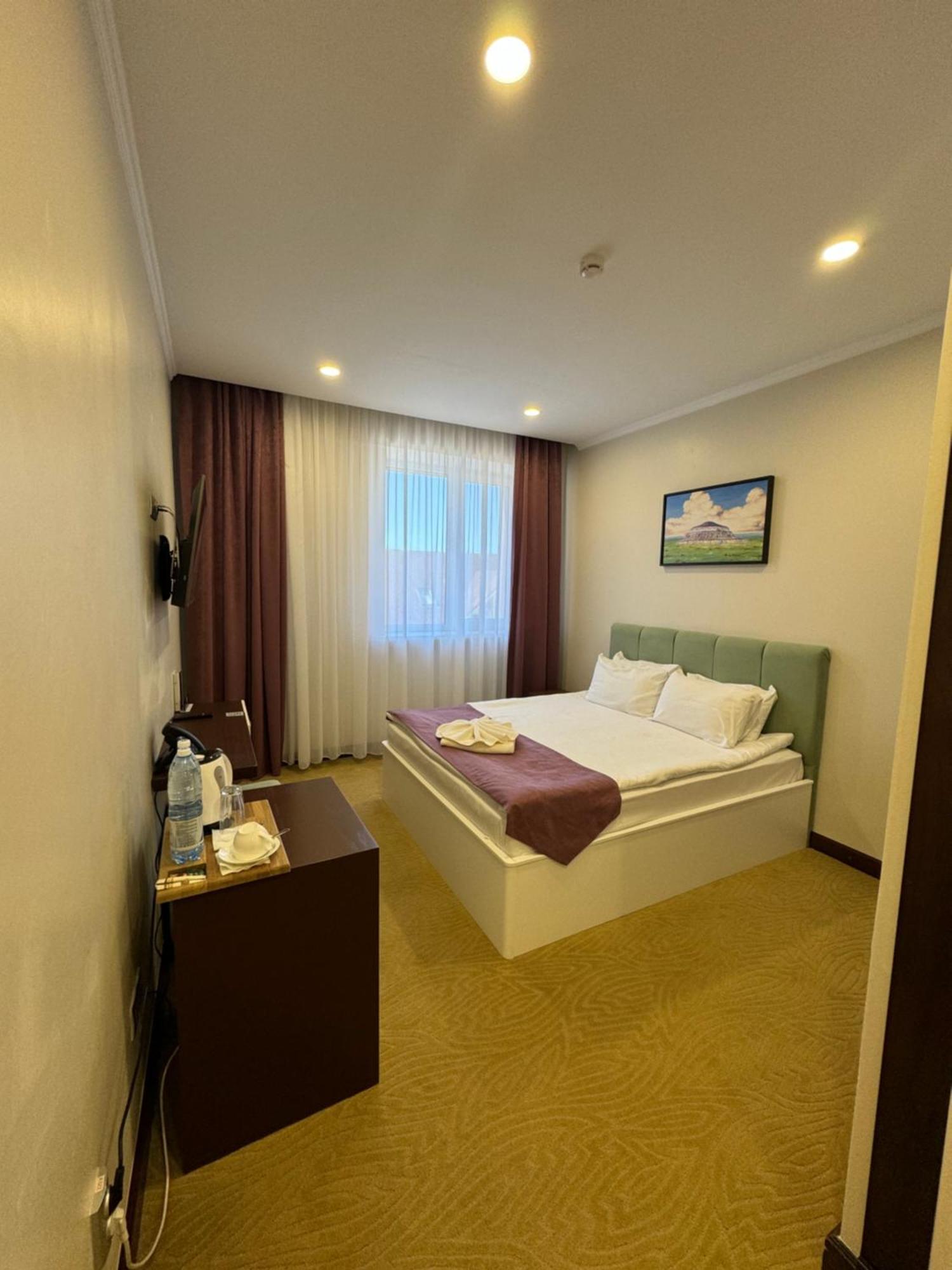 Sulo Atyrau Hotel Exterior foto